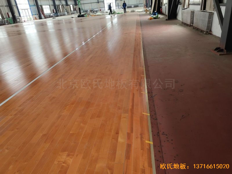 山东临沂市监狱体育木地板施工案例