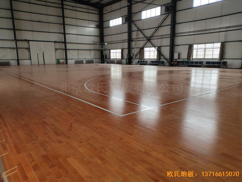 山东临沂市监狱体育木地板施工案例