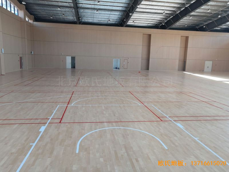 广州永顺大道铁英中学体育地板铺装案例
