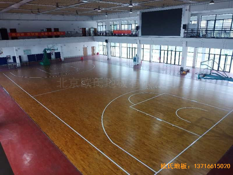 广西来宾市较好的中学运动木地板安装案例