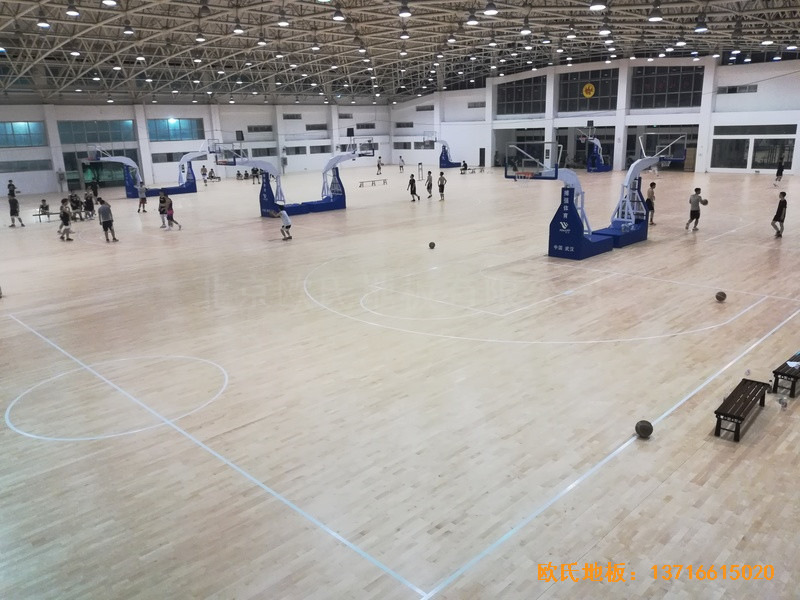 武汉体育学院运动地板安装案例4