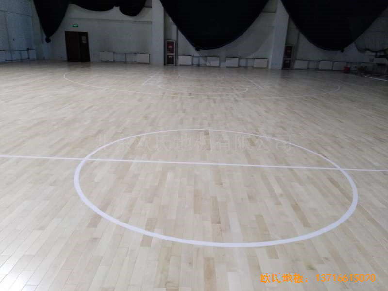 北京房山区燕山体育馆运动地板铺装案例4