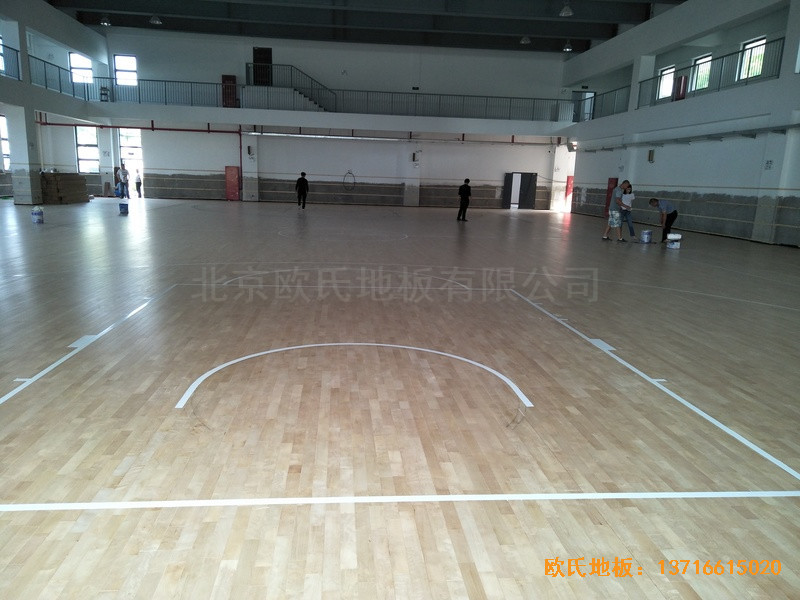上海嘉定娄唐学校篮球馆运动木地板铺装案例4