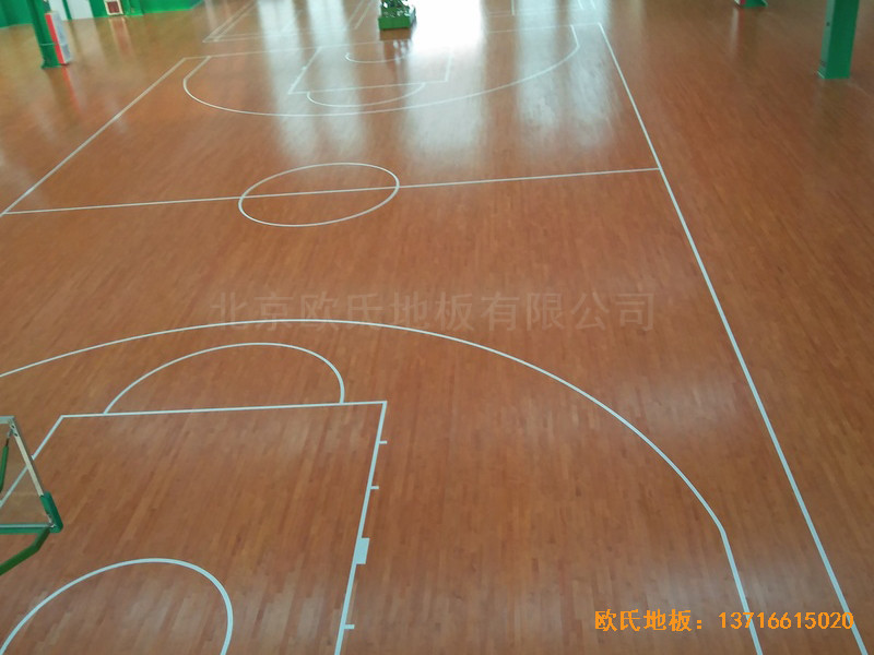 山东荷泽定陶新一中篮球馆体育地板铺装案例3
