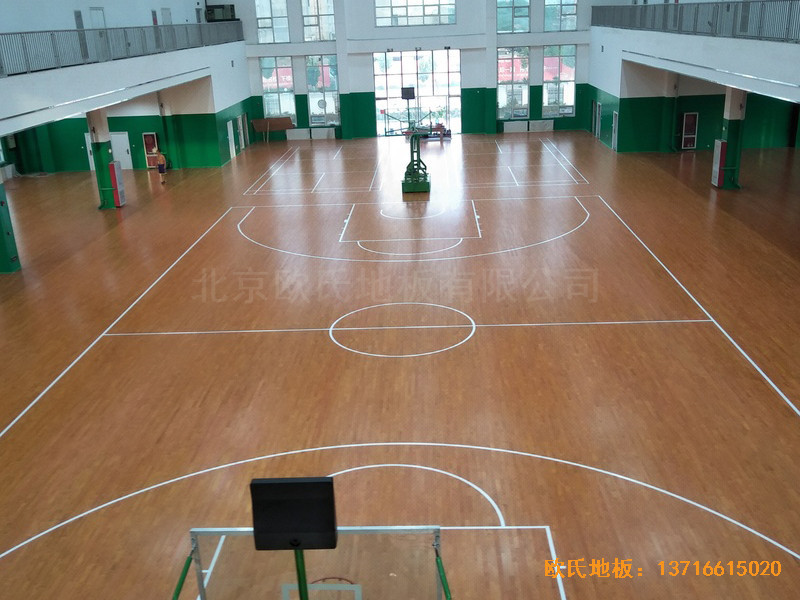 山东荷泽定陶新一中篮球馆体育地板铺装案例5