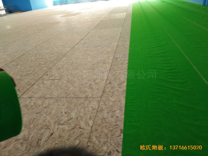 广东台山市郎城汽车城运动馆体育木地板铺装案例2