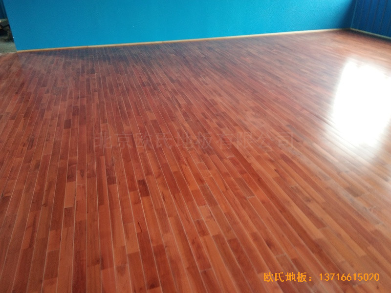 广东台山市郎城汽车城运动馆体育木地板铺装案例4