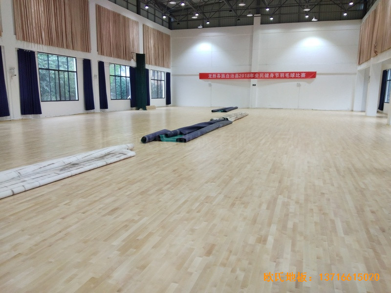 广西龙胜县党校运动馆运动地板施工案例5