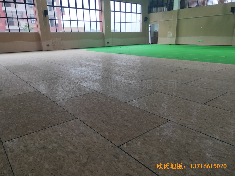 杭州高中启成校区篮球馆体育地板施工案例2