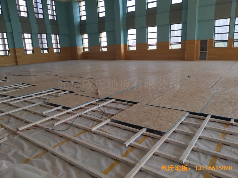 武汉广阜屯小学清江锦城分校篮球馆运动木地板施工案例2