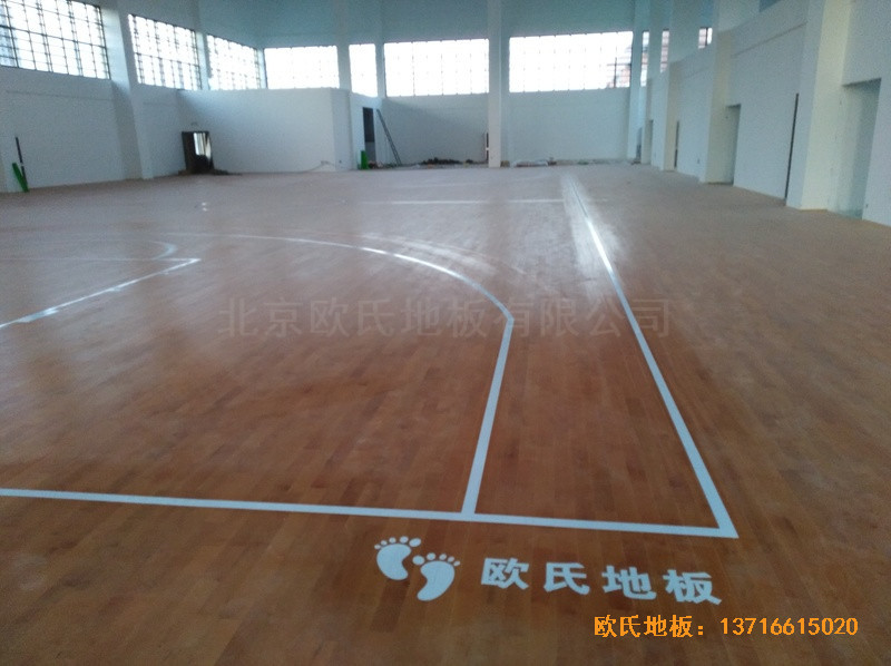 江苏徐州悦城小学篮球馆体育地板铺设案例5