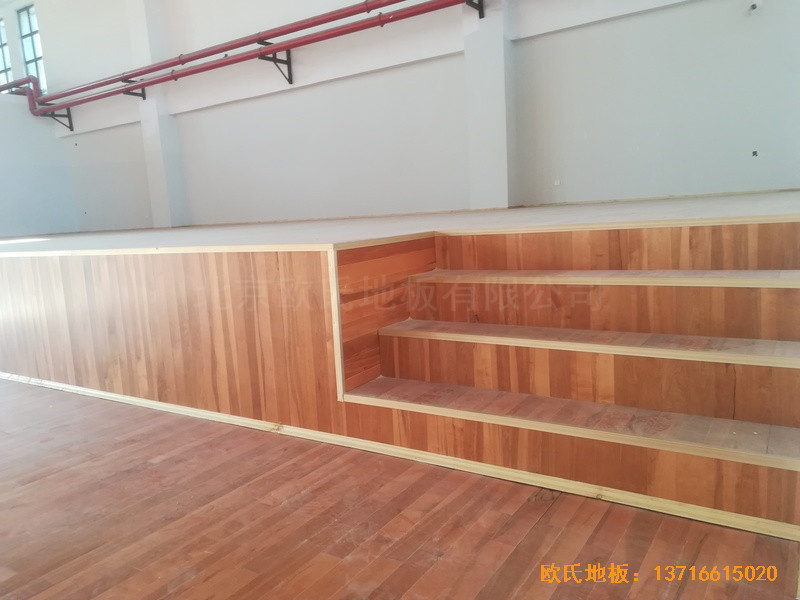 江苏连云港徐圩小学篮球馆运动木地板施工案例5