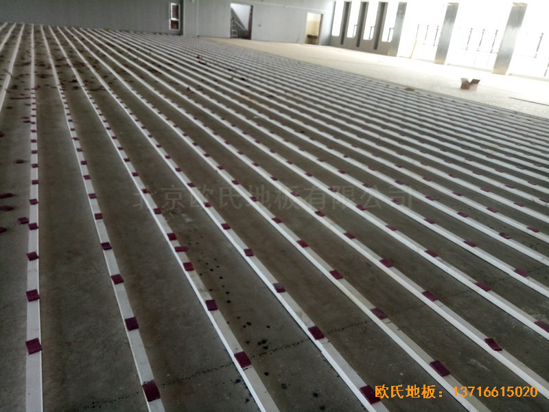乐清中学篮球馆体育地板安装案例1