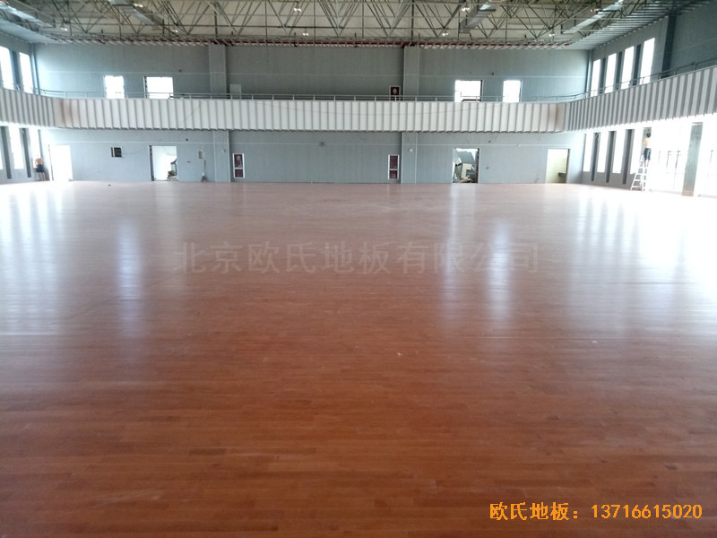 乐清中学篮球馆体育地板安装案例4