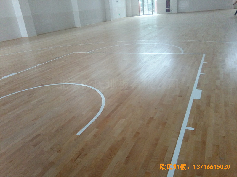 河南洛阳伊水小学篮球馆运动木地板施工案例5