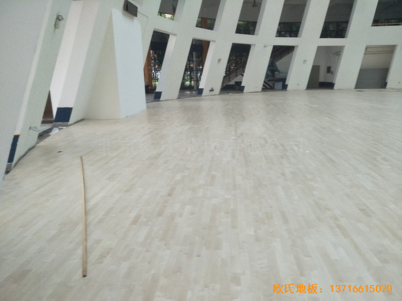 浙江宁波诺丁汉大学体育馆运动木地板铺设案例3