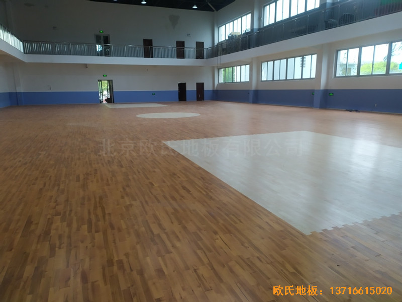 浙江虹桥较好的小学篮球馆体育地板安装案例0