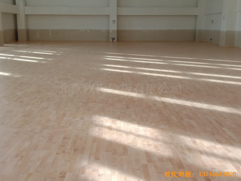 深圳北环中学运动馆体育地板安装案例4