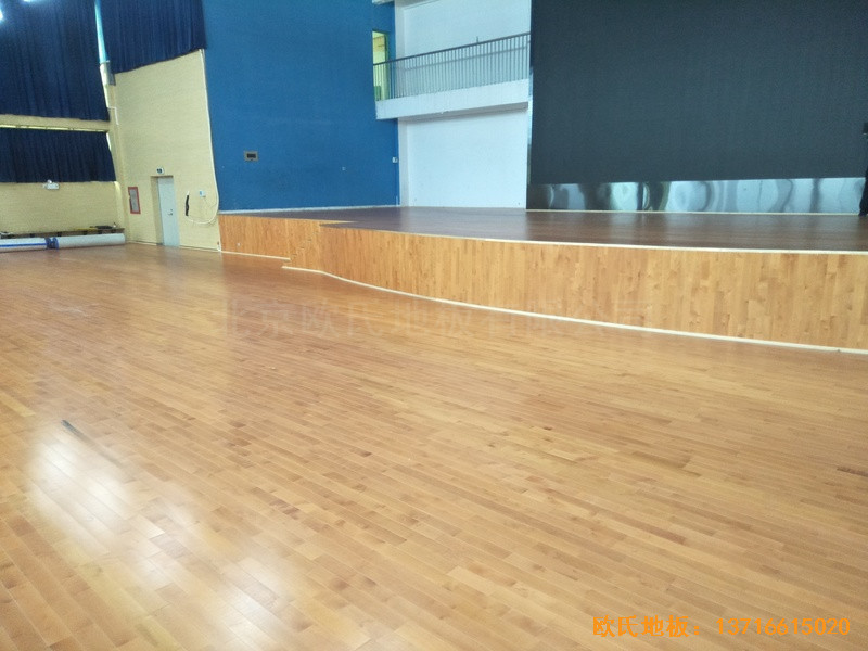深圳罗湖区翠园中学运动馆运动地板铺设案例5