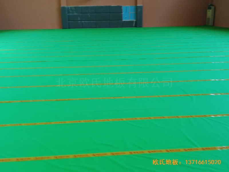 湖北武汉实验外国语学校篮球馆体育地板施工案例2