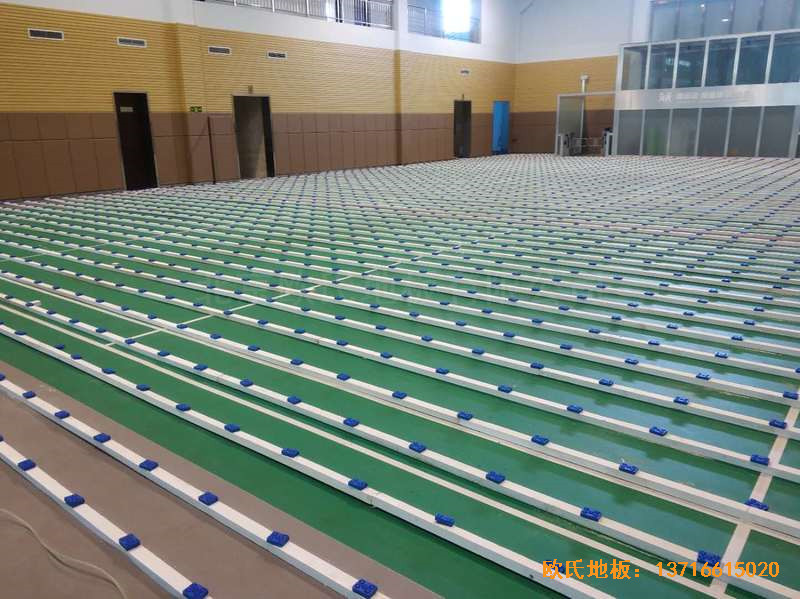 潍坊高密中国电网羽毛球馆运动木地板安装案例1