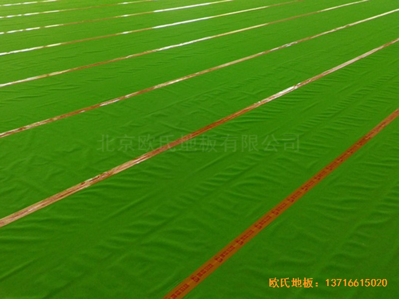 甘肃天水清水县农业学院篮球馆体育地板铺设案例2