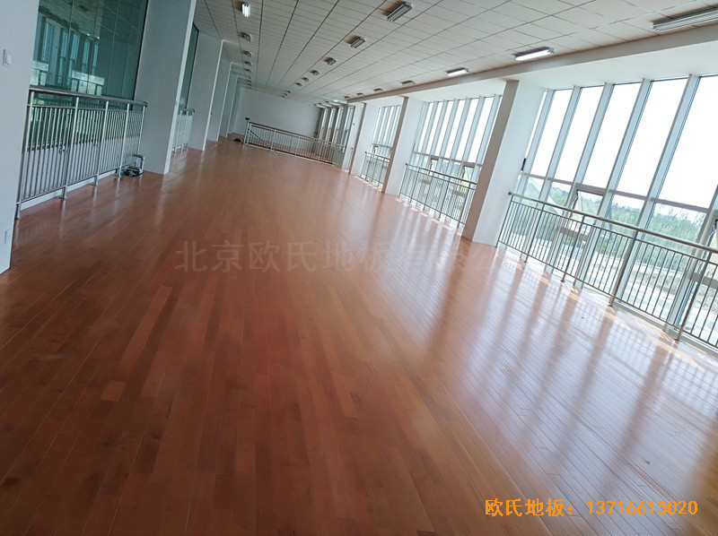 甘肃酒泉运动场所体育木地板施工案例4