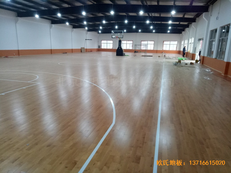 盐城大丰区篮球馆运动木地板安装案例4