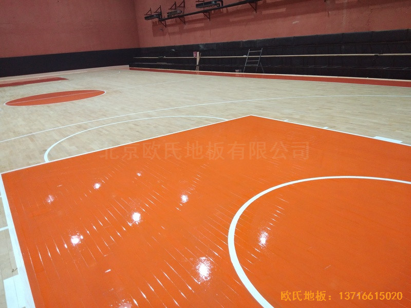 石家庄青园街电信营业厅对面篮球馆运动地板施工案例5