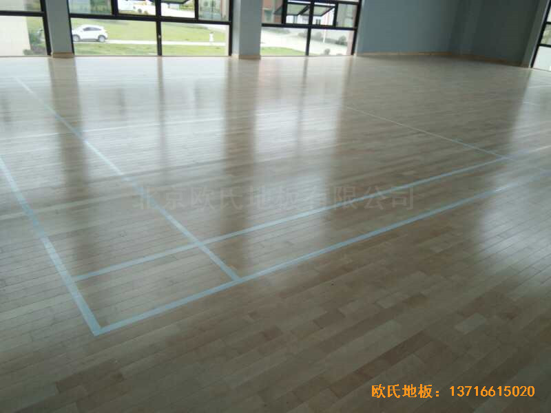 福州连江县恒捷实业坑园村运动馆体育地板铺设案例4