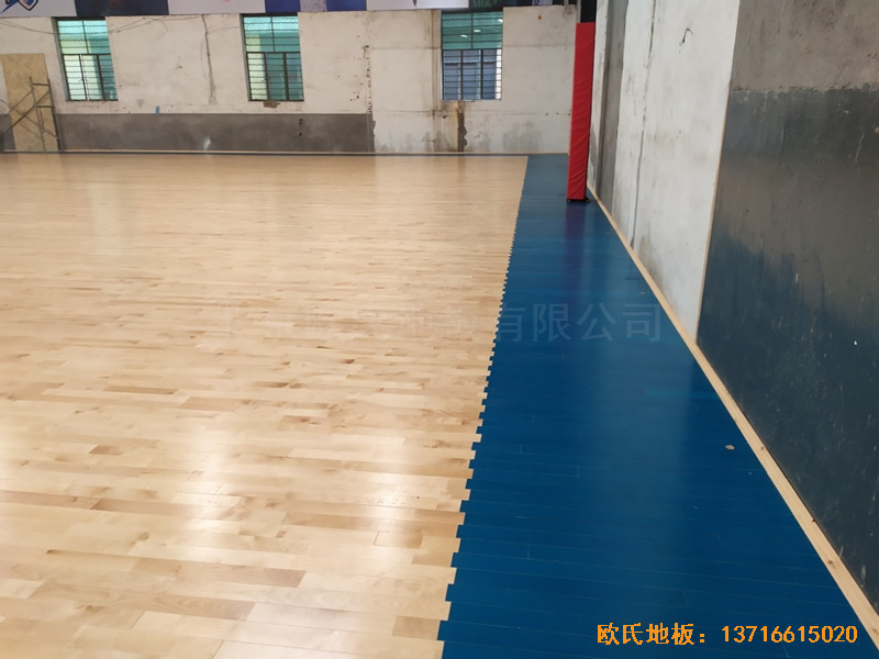 福建一通汽车修理有限公司篮球馆体育地板铺装案例4