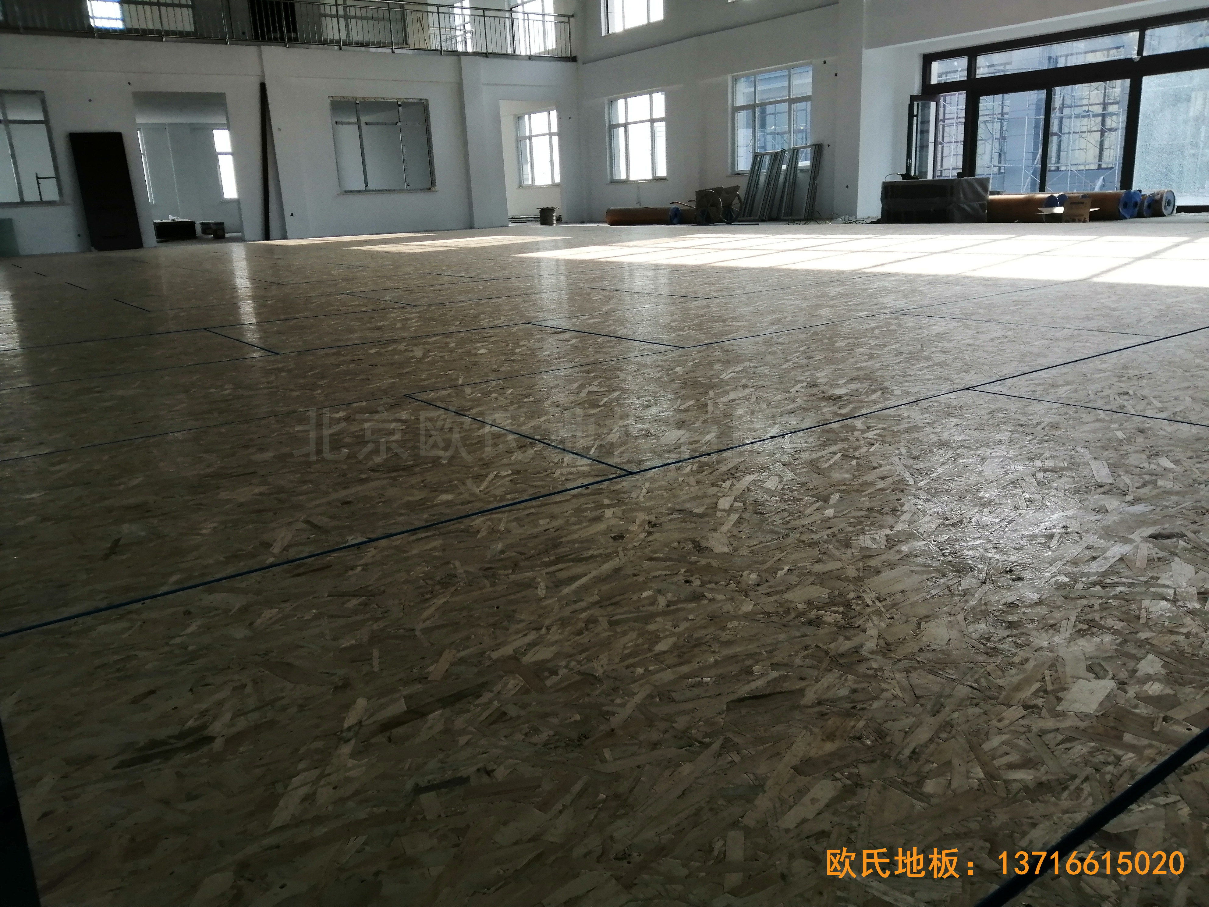 莱州银海工业园消防特训队篮球馆体育地板铺装案例2