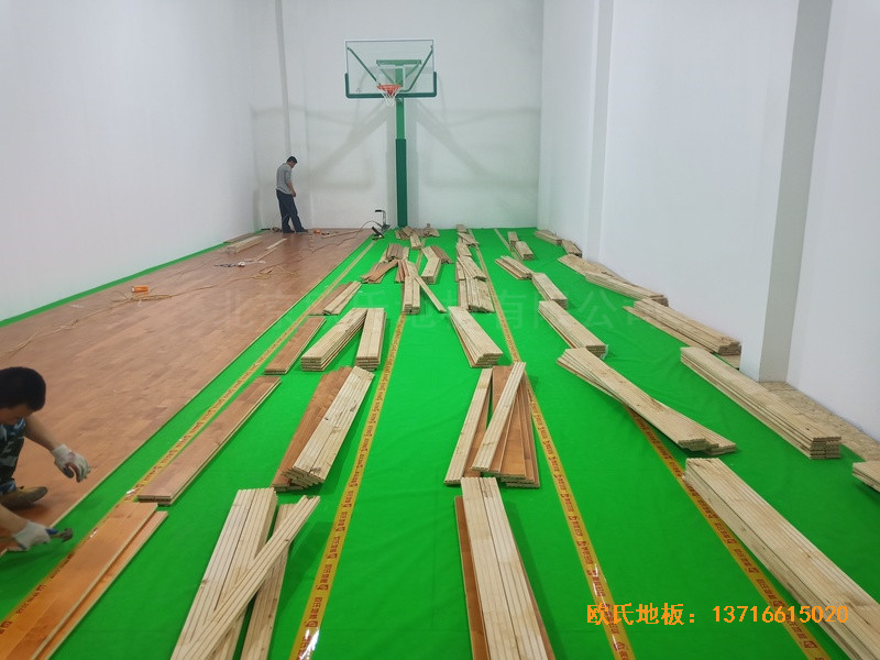 西城区黄寺大街24号院篮球馆运动地板铺装案例3