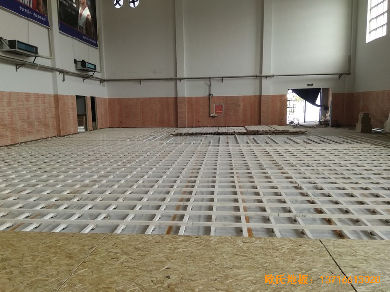 郑州恩比篮球幻俱乐部体育地板施工案例1