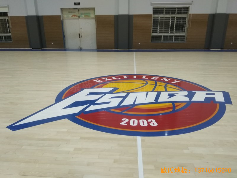 郑州恩比篮球幻俱乐部体育地板施工案例3