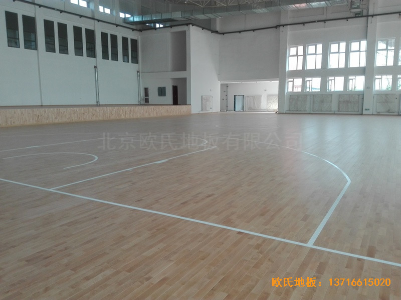 银川北塔中学篮球馆体育地板铺设案例4