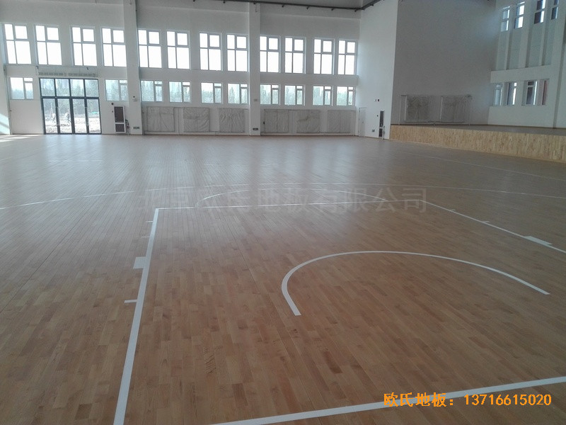 银川北塔中学篮球馆体育地板铺设案例5