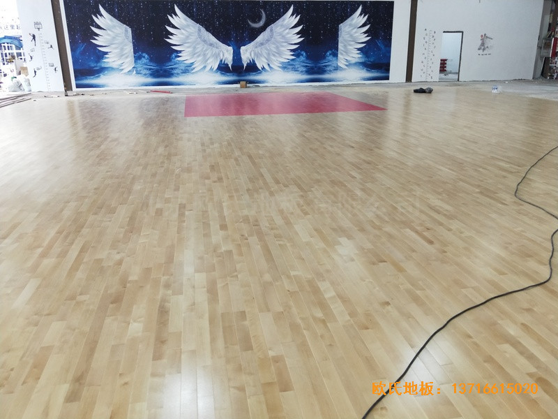 长春CBD汽车生活馆篮球馆体育地板铺装案例4