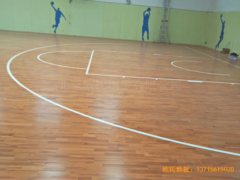 阳煤集团三矿球馆运动地板铺设案例2