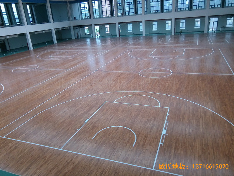陕西安康职业技术学院篮球馆运动木地板施工案例5