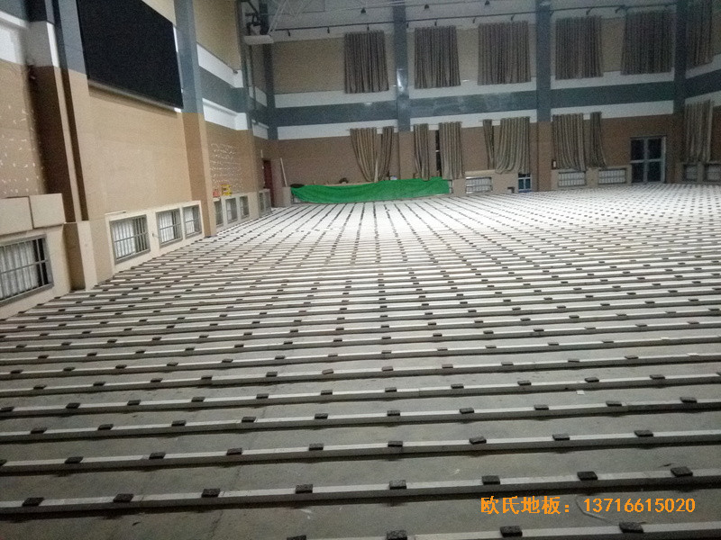 青海省税务干部学校篮球馆运动木地板施工案例1