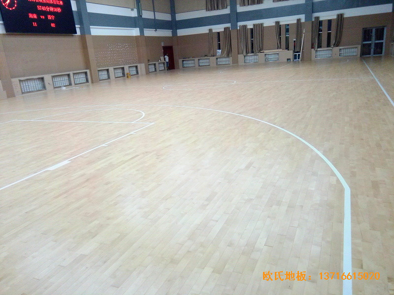 青海省税务干部学校篮球馆运动木地板施工案例4