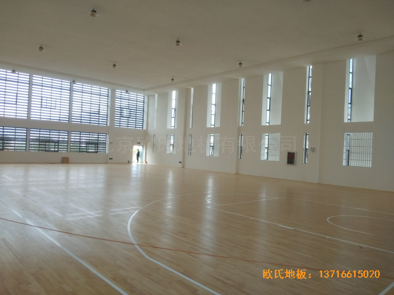 云南高速管理中心篮球馆体育地板安装案例4