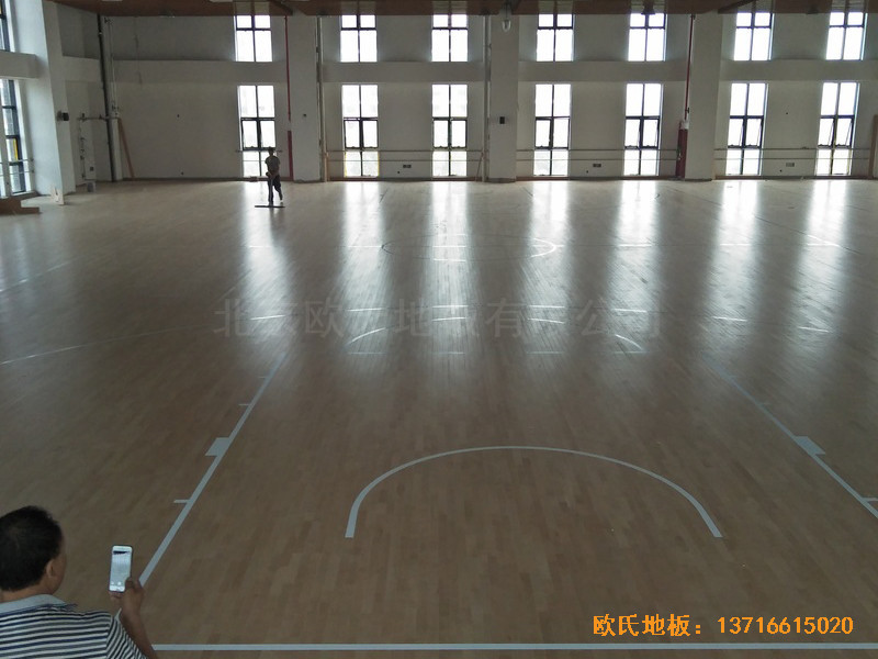 北京师范大学篮球馆运动地板安装案例5