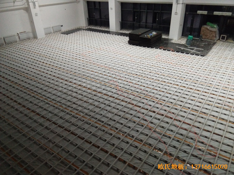 北京朝阳经管学院运动馆体育木地板铺装案例2