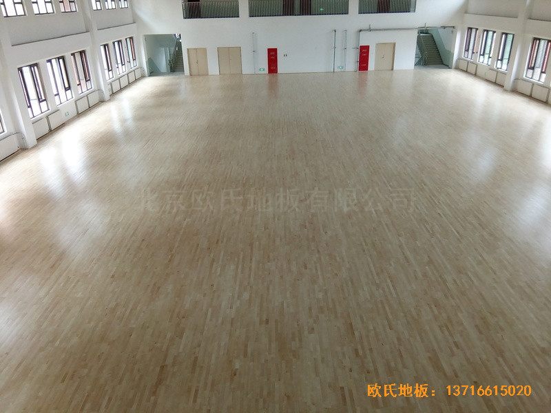 北京赵全营镇天顺小学体育馆运动地板铺设案例5