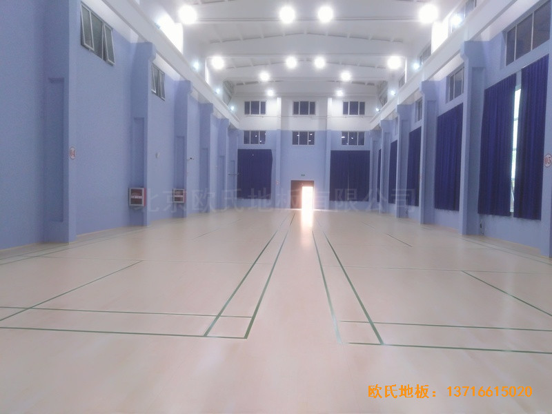 北京金通源健身中心体育木地板铺设案例0