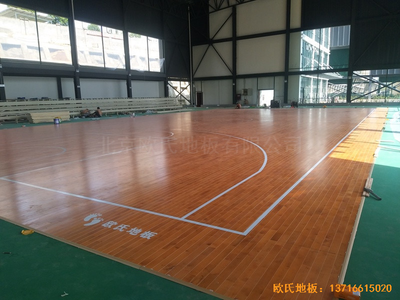 四川泸州合江县人民法院篮球馆运动木地板铺设案例0
