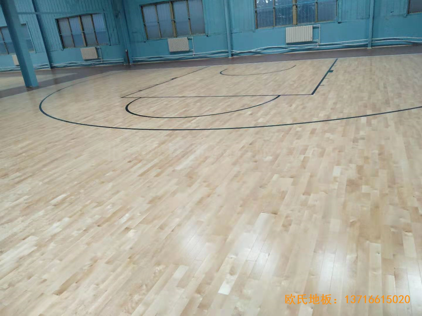 大庆让胡路区政府篮球馆运动木地板铺装案例5
