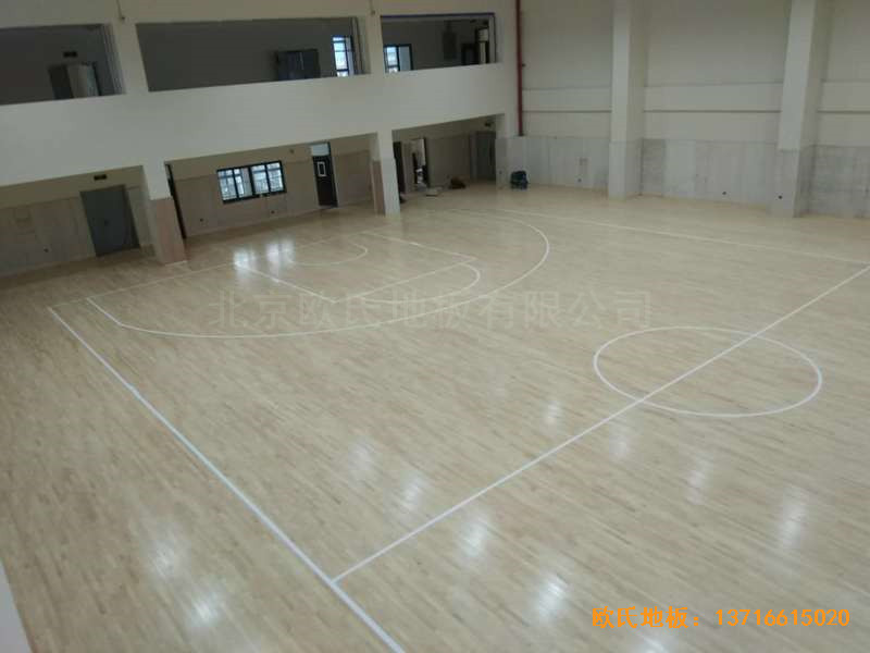 上海滨江文教区三楼篮球馆运动木地板施工案例0